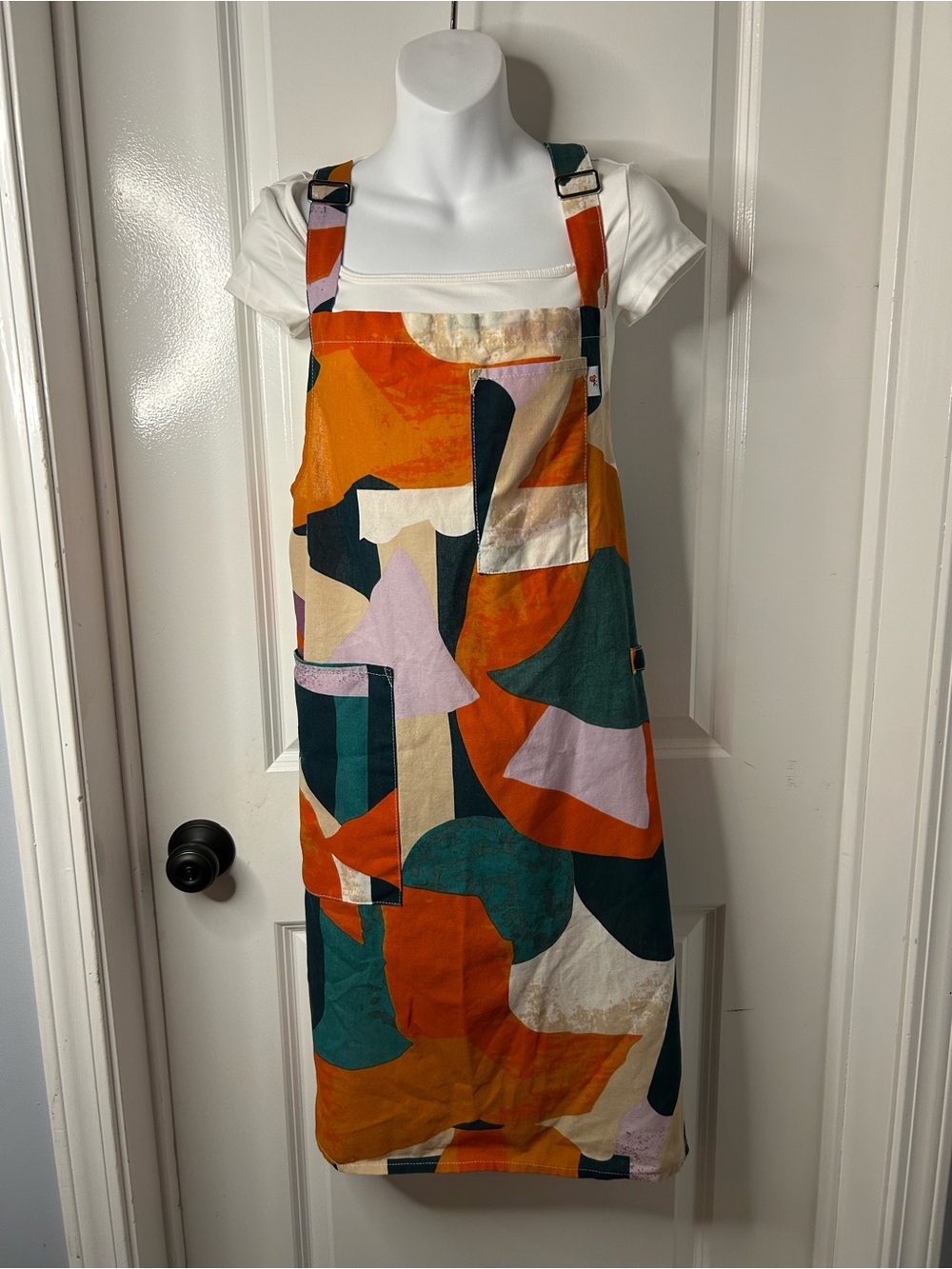 Kitchenisy Block Art Abstract Cross-Back Apron with Pockets